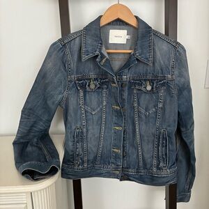 Talula Classic Blue Jean Jacket from aritzia. Size medium. EUC. Medium wash.